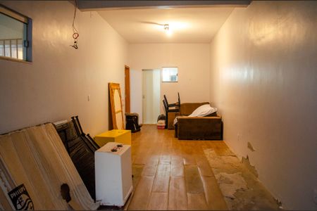 Sala Comercial de casa à venda com 3 quartos, 250m² em Vila Froes, Goiânia
