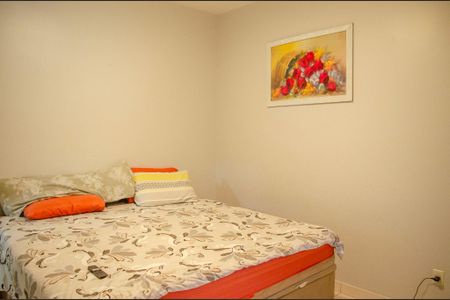 Casa à venda com 300m², 3 quartos e 3 vagas Casa à venda com 300m², 3 quartos e 3 vagasSuíte 1