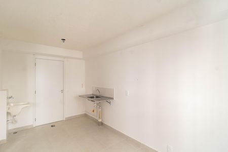 Apartamento para alugar com 1 quarto, 24m² em Várzea da Barra Funda, São Paulo