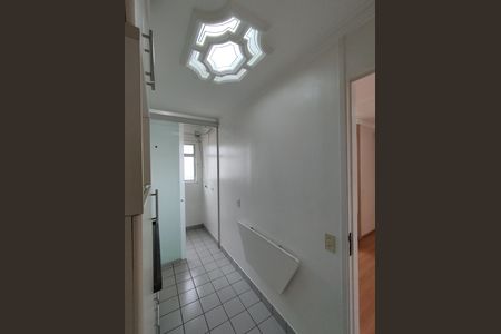 Apartamento para alugar com 48m², 2 quartos e 1 vaga Apartamento para alugar com 48m², 2 quartos e 1 vagaCozinha - Armários