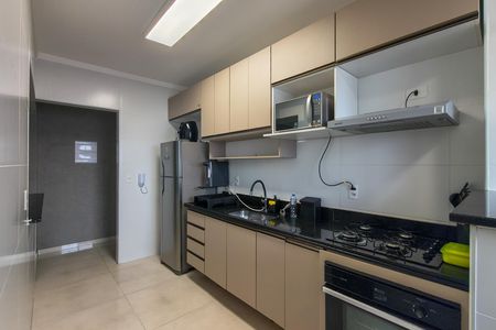 Apartamento para alugar com 76m², 2 quartos e 1 vaga Apartamento para alugar com 76m², 2 quartos e 1 vagaCozinha
