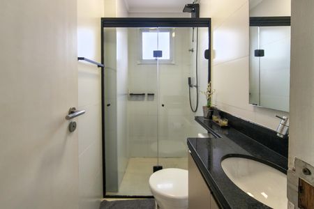 Apartamento para alugar com 76m², 2 quartos e 1 vaga Apartamento para alugar com 76m², 2 quartos e 1 vagaBanheiro