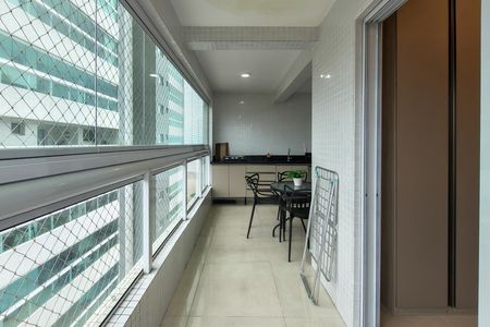 Apartamento para alugar com 76m², 2 quartos e 1 vaga Apartamento para alugar com 76m², 2 quartos e 1 vagaSacada