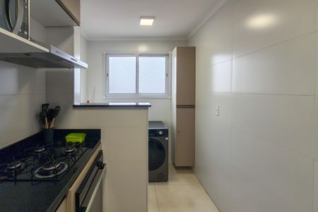 Cozinha de apartamento para alugar com 2 quartos, 76m² em Maracanã, Praia Grande