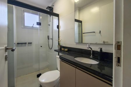 Apartamento para alugar com 76m², 2 quartos e 1 vaga Apartamento para alugar com 76m², 2 quartos e 1 vagaBanheiro