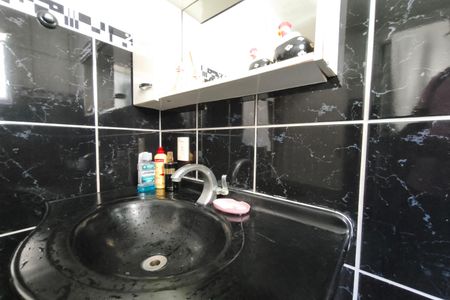 Apartamento à venda com 66m², 2 quartos e 1 vaga Apartamento à venda com 66m², 2 quartos e 1 vagaBanheiro