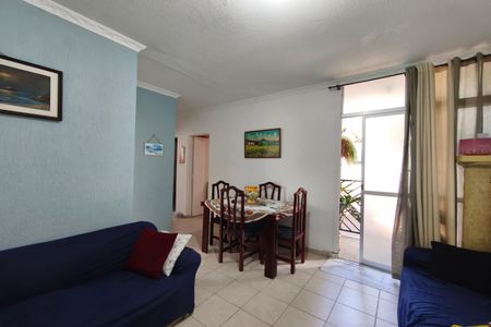 Apartamento à venda com 66m², 2 quartos e 1 vaga Apartamento à venda com 66m², 2 quartos e 1 vagaSala