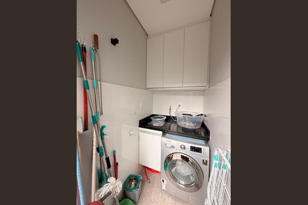 Casa à venda com 149m², 3 quartos e 2 vagasÁrea de Serviço