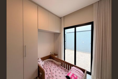 Casa à venda com 149m², 3 quartos e 2 vagasQuarto 2