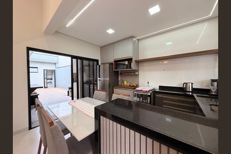 Casa à venda com 149m², 3 quartos e 2 vagasCozinha