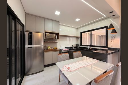 Casa à venda com 149m², 3 quartos e 2 vagasCozinha