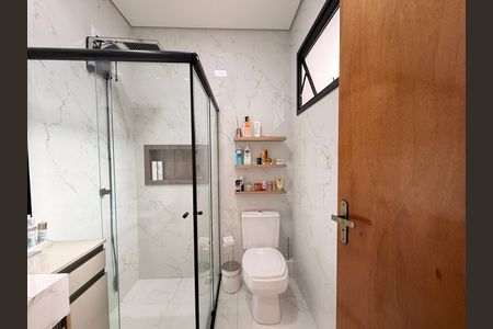 Casa à venda com 149m², 3 quartos e 2 vagasBanheiro da Suíte