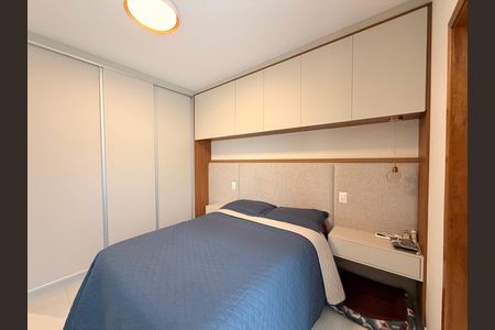 Casa à venda com 149m², 3 quartos e 2 vagasSuíte