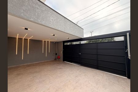 Casa à venda com 149m², 3 quartos e 2 vagasGaragem 