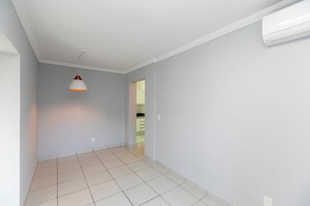 SALA DOIS AMBIENTES COM VARANDA de apartamento para alugar com 3 quartos, 65m² em Parque Brasília, Campinas