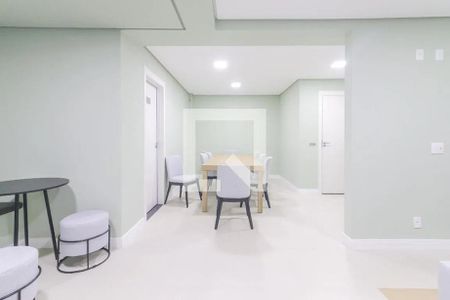 Apartamento para alugar com 37m², 2 quartos e sem vaga Apartamento para alugar com 37m², 2 quartos e sem vagaÁrea comum - Salão de festas