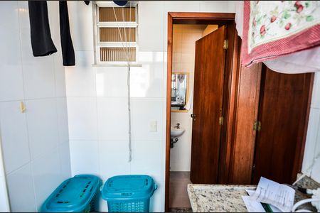 Apartamento à venda com 135m², 3 quartos e 2 vagas Apartamento à venda com 135m², 3 quartos e 2 vagasÁrea de Serviço