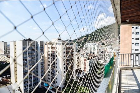 Apartamento à venda com 135m², 3 quartos e 2 vagas Apartamento à venda com 135m², 3 quartos e 2 vagasSala