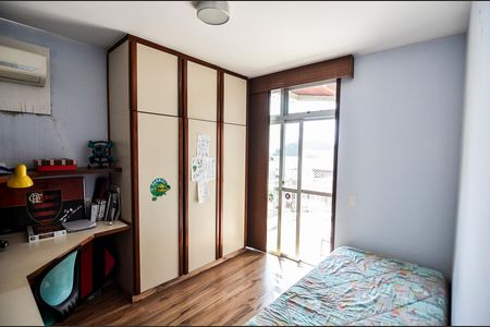 Apartamento à venda com 135m², 3 quartos e 2 vagas Apartamento à venda com 135m², 3 quartos e 2 vagasQuarto 2