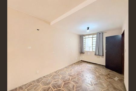 Sala de casa para alugar com 4 quartos, 225m² em Parque Colonial, São Paulo