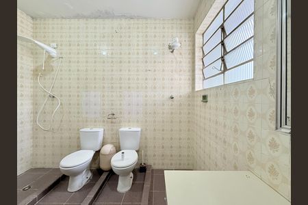 Banheiro Social de casa para alugar com 4 quartos, 225m² em Parque Colonial, São Paulo
