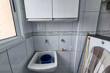 Área de Serviço de apartamento para alugar com 2 quartos, 94m² em Guilhermina, Praia Grande