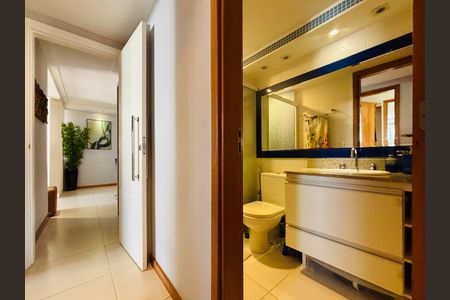 Apartamento à venda com 207m², 3 quartos e 2 vagas