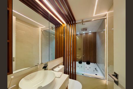 Apartamento à venda com 207m², 3 quartos e 2 vagas