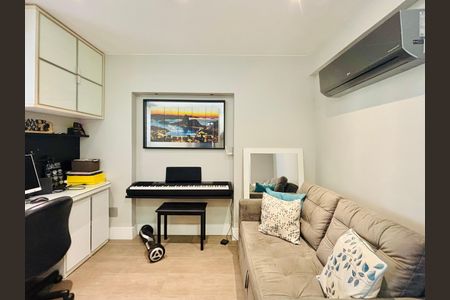 Apartamento à venda com 207m², 3 quartos e 2 vagas