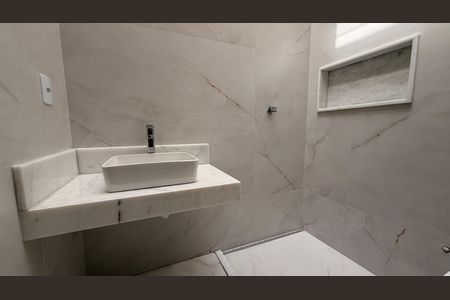 Casa à venda com 190m², 3 quartos e 2 vagasBanheiro da Suíte 2