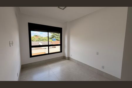Casa à venda com 190m², 3 quartos e 2 vagasSuíte 3