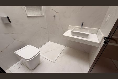 Casa à venda com 190m², 3 quartos e 2 vagasBanheiro da Suíte 3