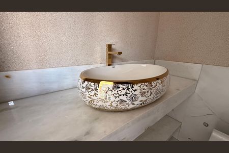 Casa à venda com 190m², 3 quartos e 2 vagasLavabo