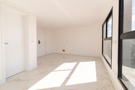 Studio de kitnet/studio à venda com 1 quarto, 28m² em Guabirotuba, Curitiba
