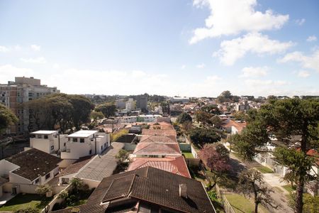 Vista de kitnet/studio à venda com 1 quarto, 28m² em Guabirotuba, Curitiba
