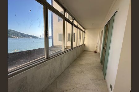 Apartamento para alugar com 74m², 1 quarto e 1 vaga Apartamento para alugar com 74m², 1 quarto e 1 vagaVaranda