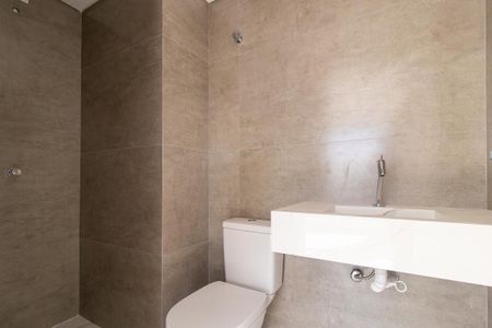 Banheiro de kitnet/studio à venda com 1 quarto, 28m² em Guabirotuba, Curitiba