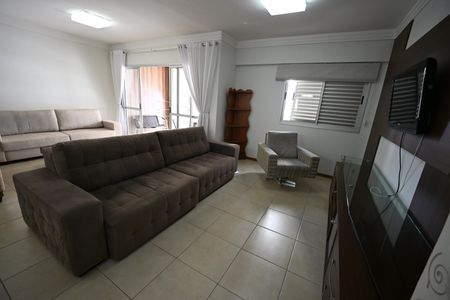 Apartamento à venda com 140m², 3 quartos e 3 vagas