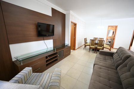 Apartamento à venda com 140m², 3 quartos e 3 vagas
