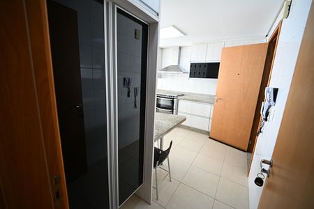 Apartamento à venda com 140m², 3 quartos e 3 vagas