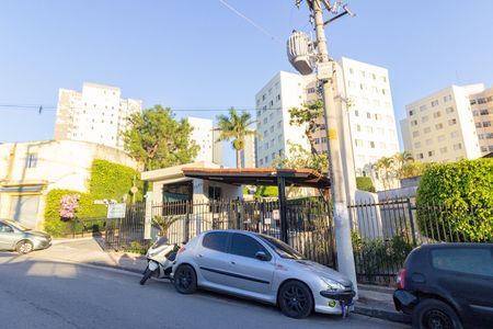Apartamento para alugar com 72m², 2 quartos e 1 vaga Apartamento para alugar com 72m², 2 quartos e 1 vagaFachada