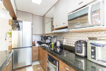 Cozinha de apartamento para alugar com 2 quartos, 72m² em Jardim Maristela, São Paulo