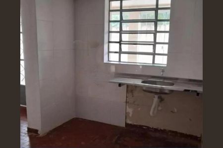 Casa para alugar com 151m², 4 quartos e 3 vagas
