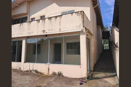 Casa para alugar com 151m², 4 quartos e 3 vagas