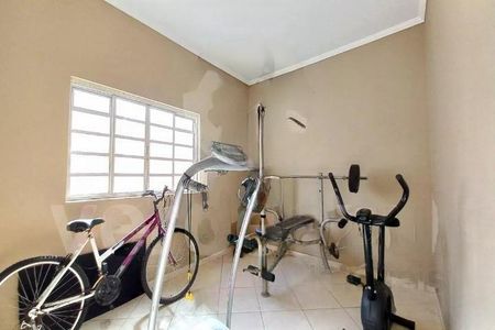 Casa para alugar com 226m², 4 quartos e 6 vagas