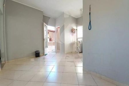 Casa para alugar com 4 quartos, 226m² em Vila Perseu Leite de Barros, Campinas