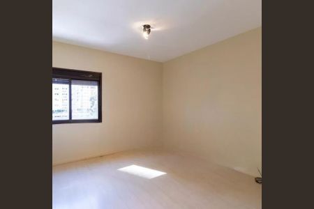 Apartamento para alugar com 3 quartos, 229m² em Cambuí, Campinas