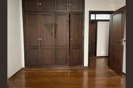 Casa para alugar com 364m², 3 quartos e 4 vagas