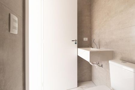 Studio à venda com 28m², 1 quarto e sem vaga Studio à venda com 28m², 1 quarto e sem vagaBanheiro