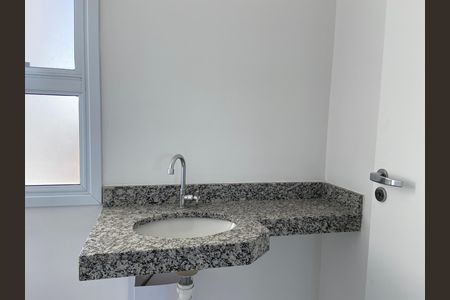 Lavabo de apartamento à venda com 3 quartos, 87m² em Umuarama, Osasco